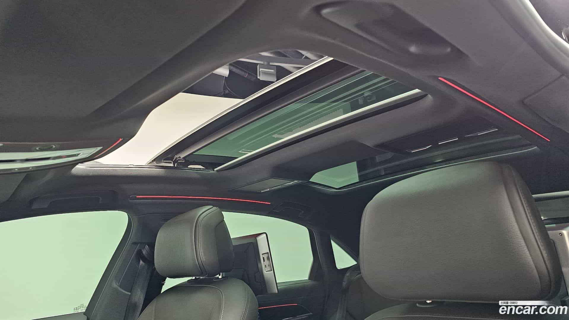 A8 Audi 2021.10-OPTION-020