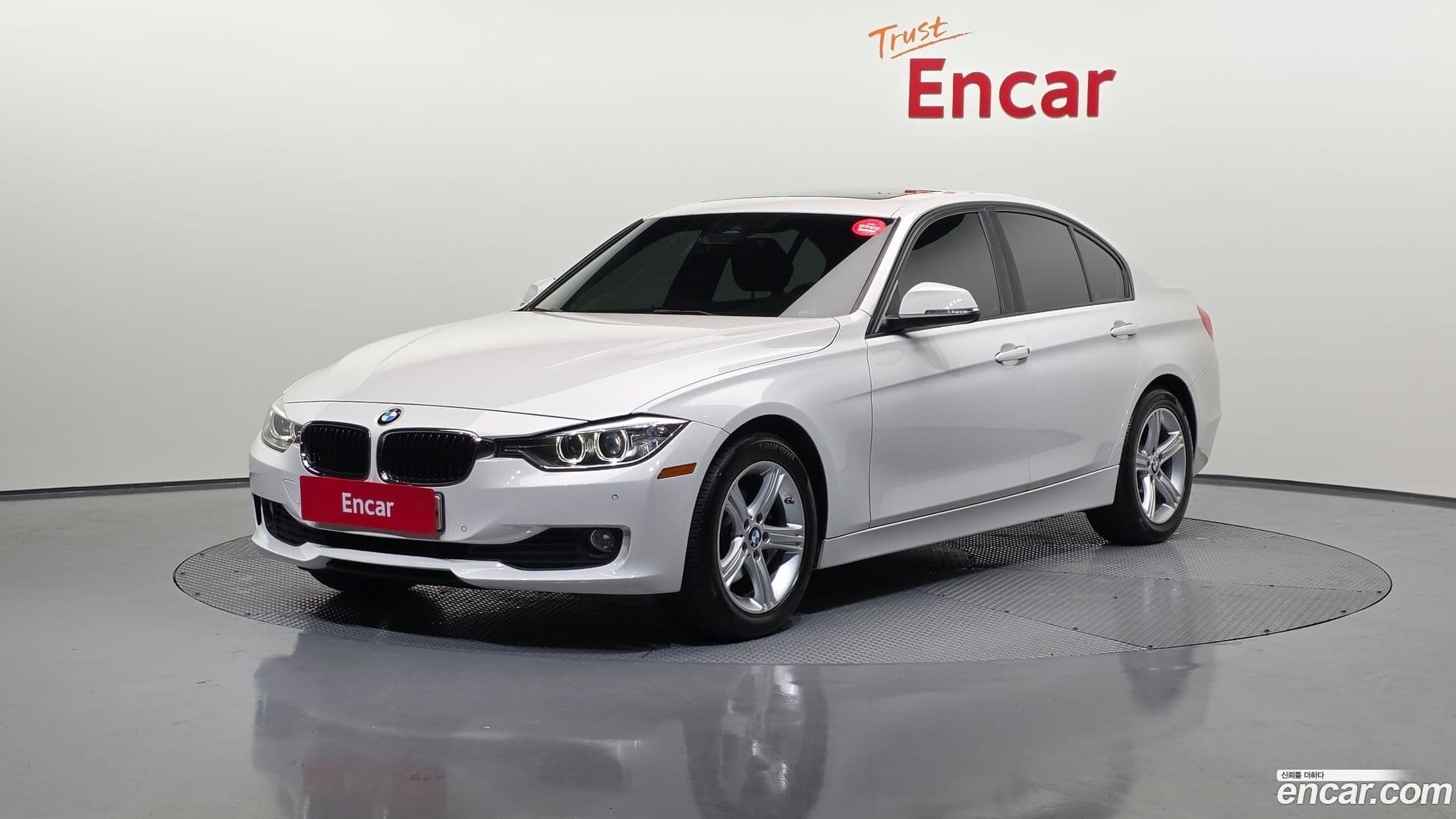 Main__Slider__Photo:3-Series BMW 2015.2-0