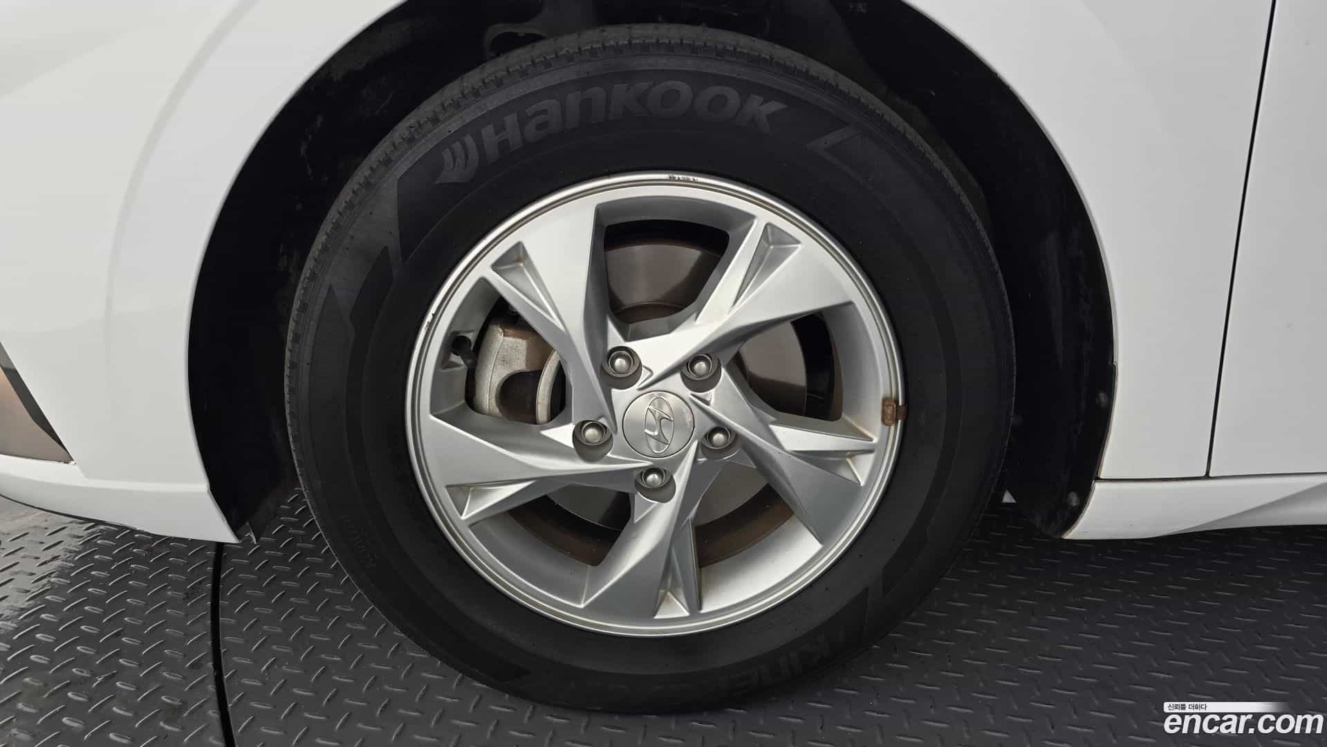 AVANTE Hyundai 2021.10-OUTER-005