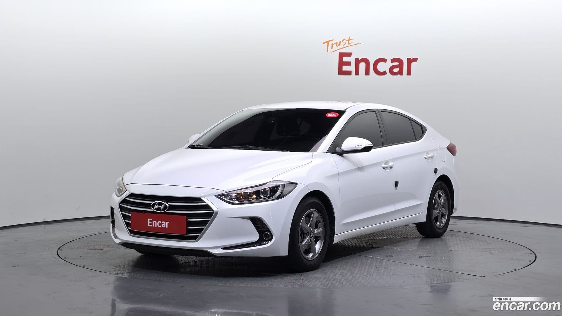 Main__Slider__Photo:AVANTE Hyundai 2016.11-0
