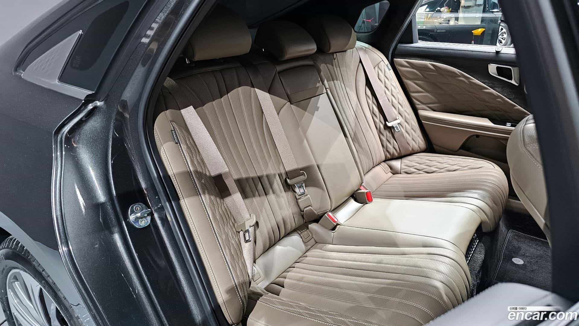 K8 Kia 2022.5-OPTION-016