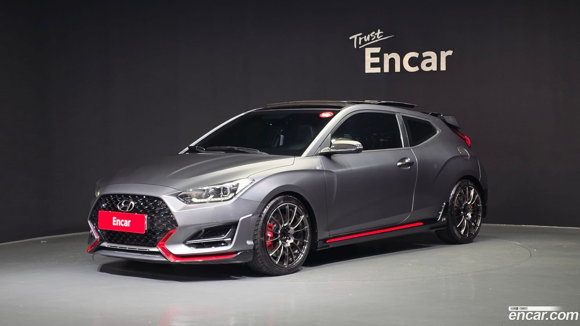 Main__Slider__Photo:Veloster Hyundai 2018.7-0