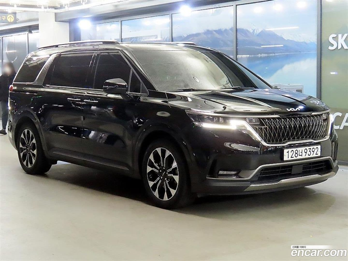 Main__Slider__Photo:Canival Kia 2022.0-0