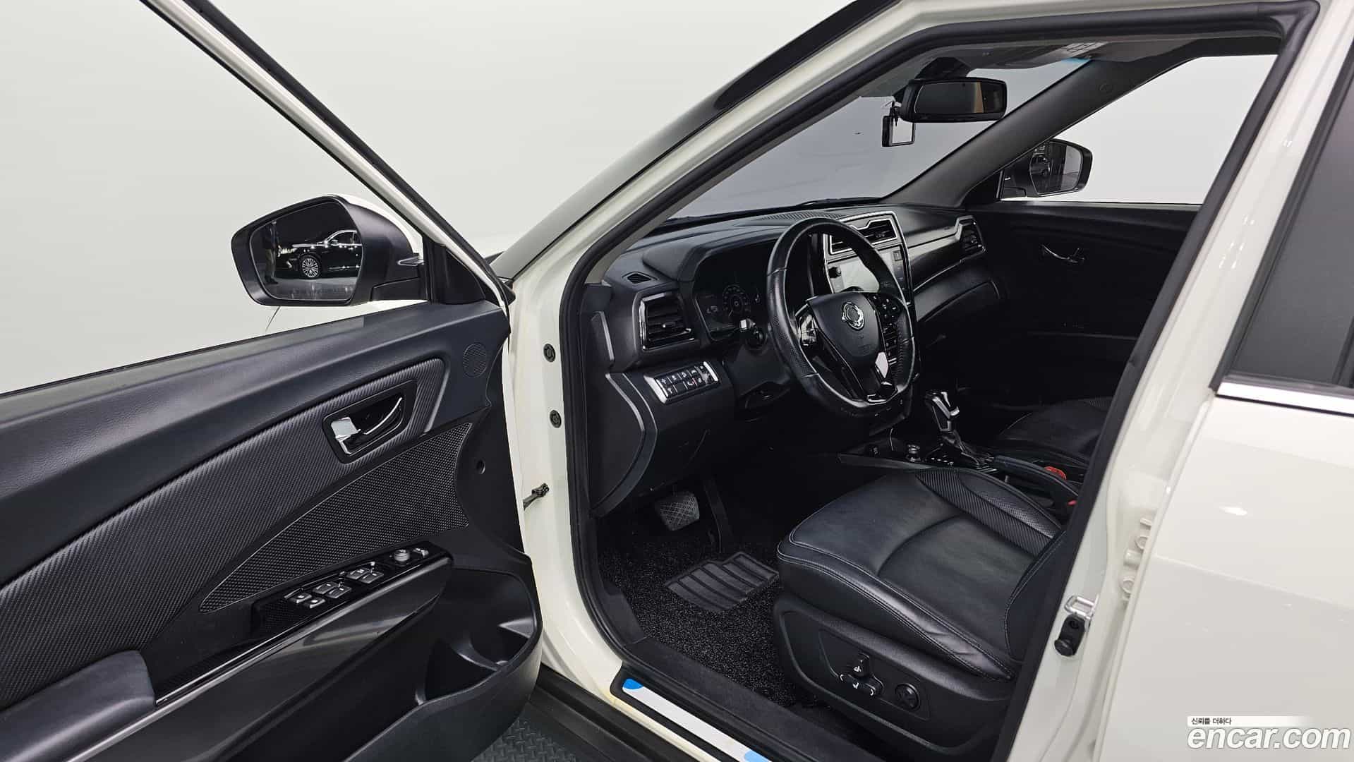 TIBOLI KG Mobility 2019.10-INNER-010