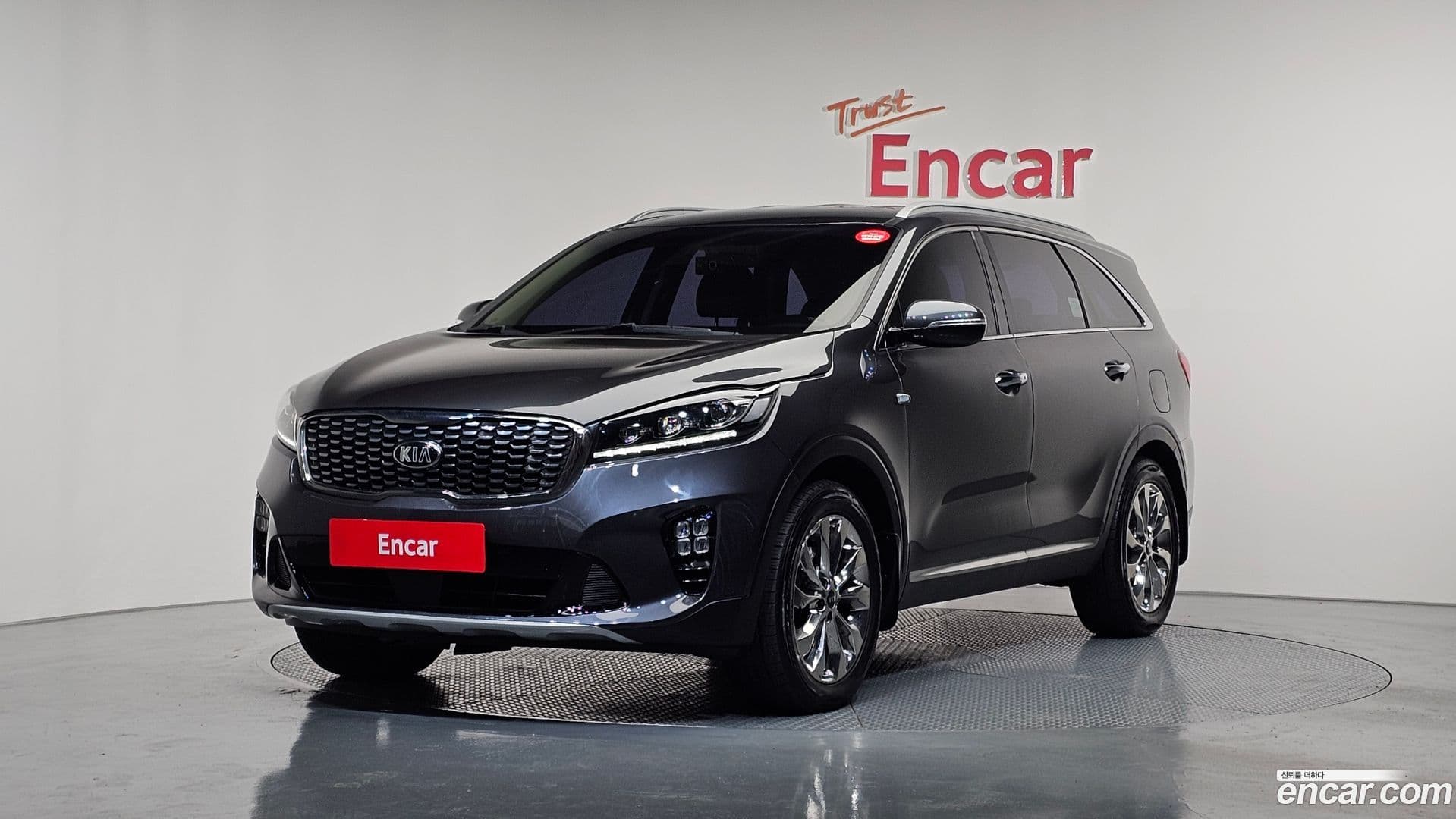Main__Slider__Photo:Sorento Kia 2018.9-0