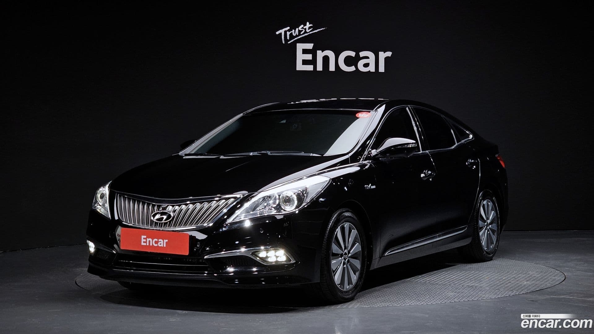 Main__Slider__Photo:Grandeur Hyundai 2015.1-0