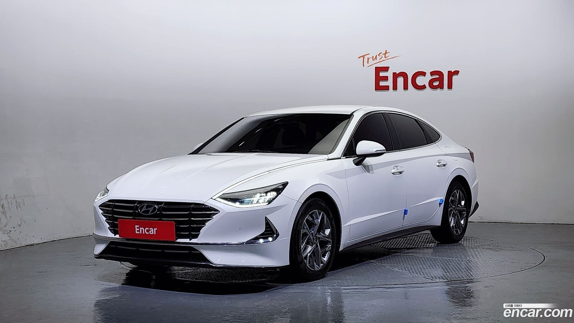 Main__Slider__Photo:Sonata Hyundai 2019.4-0