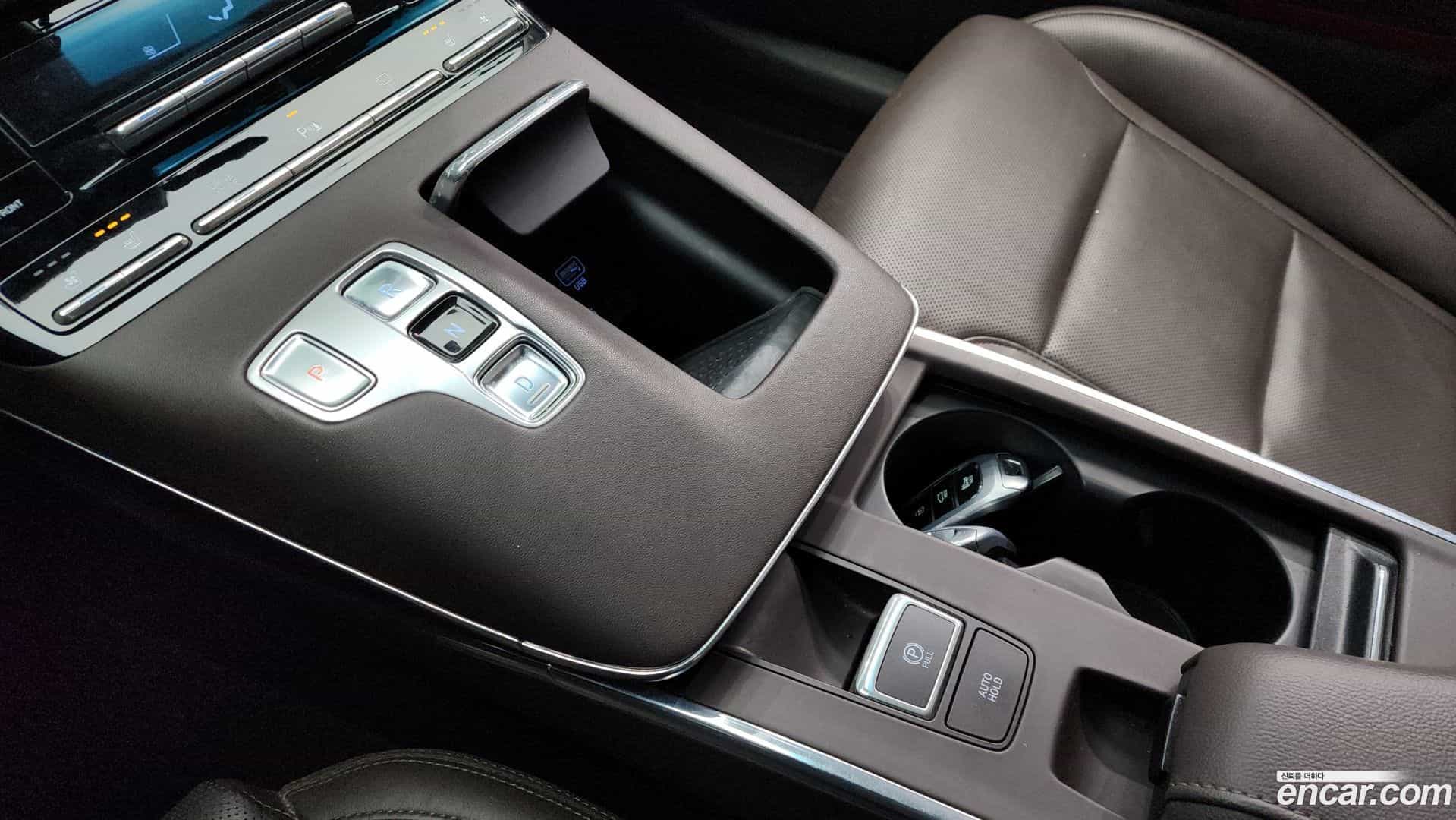 Grandeur Hyundai 2021.1-INNER-009