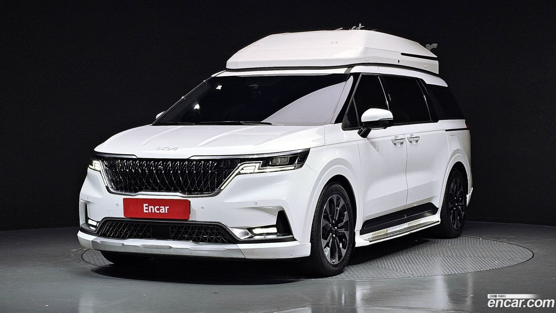 Main__Slider__Photo:Canival Kia 2021.5-0