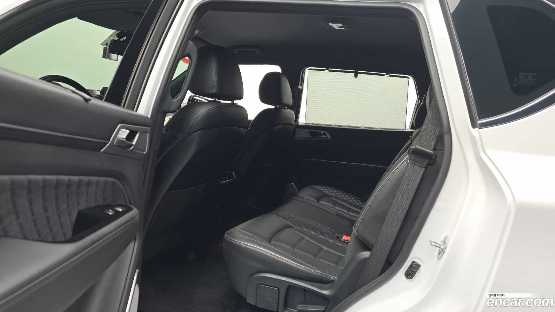 Rexton KG Mobility 2021.7-OPTION-016