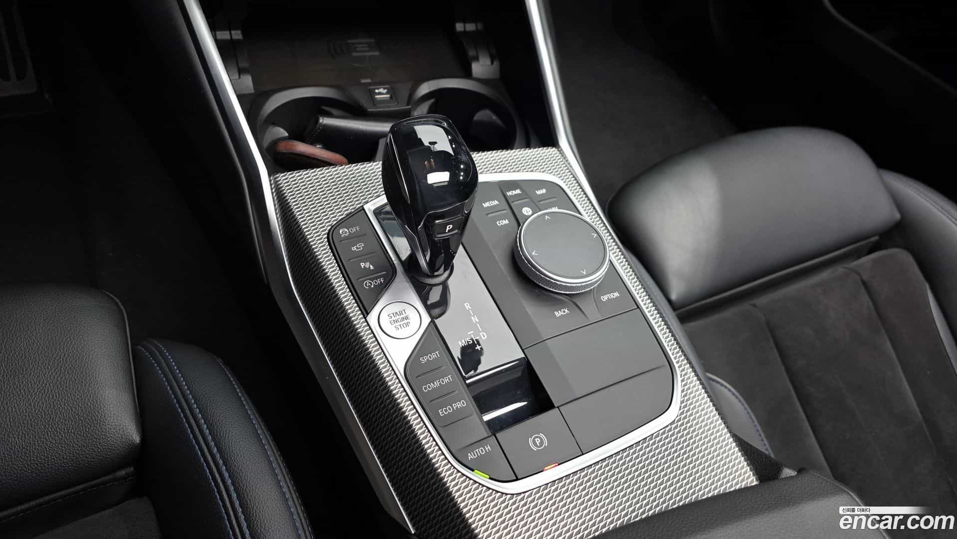 3-Series BMW 2021.4-INNER-009