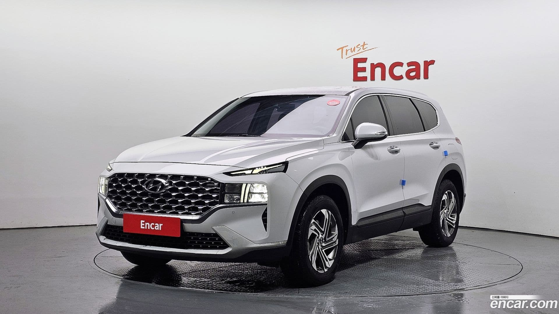 Main__Slider__Photo:Santafe Hyundai 2020.10-0
