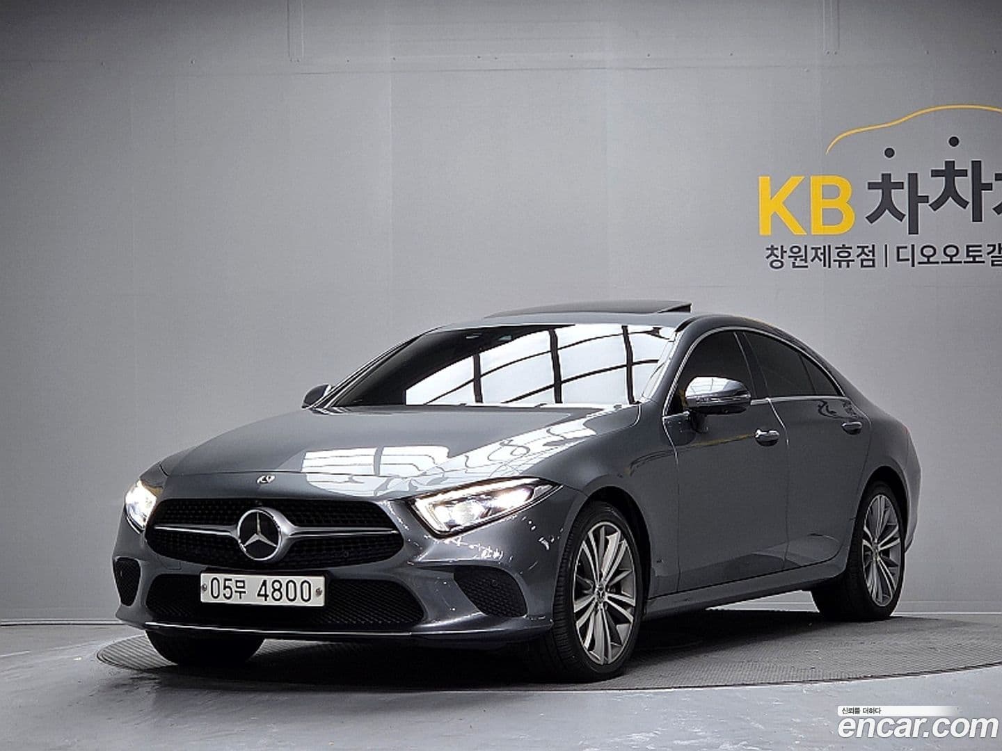 Main__Slider__Photo:CLS-Class Mercedes-Benz 2018.10-0