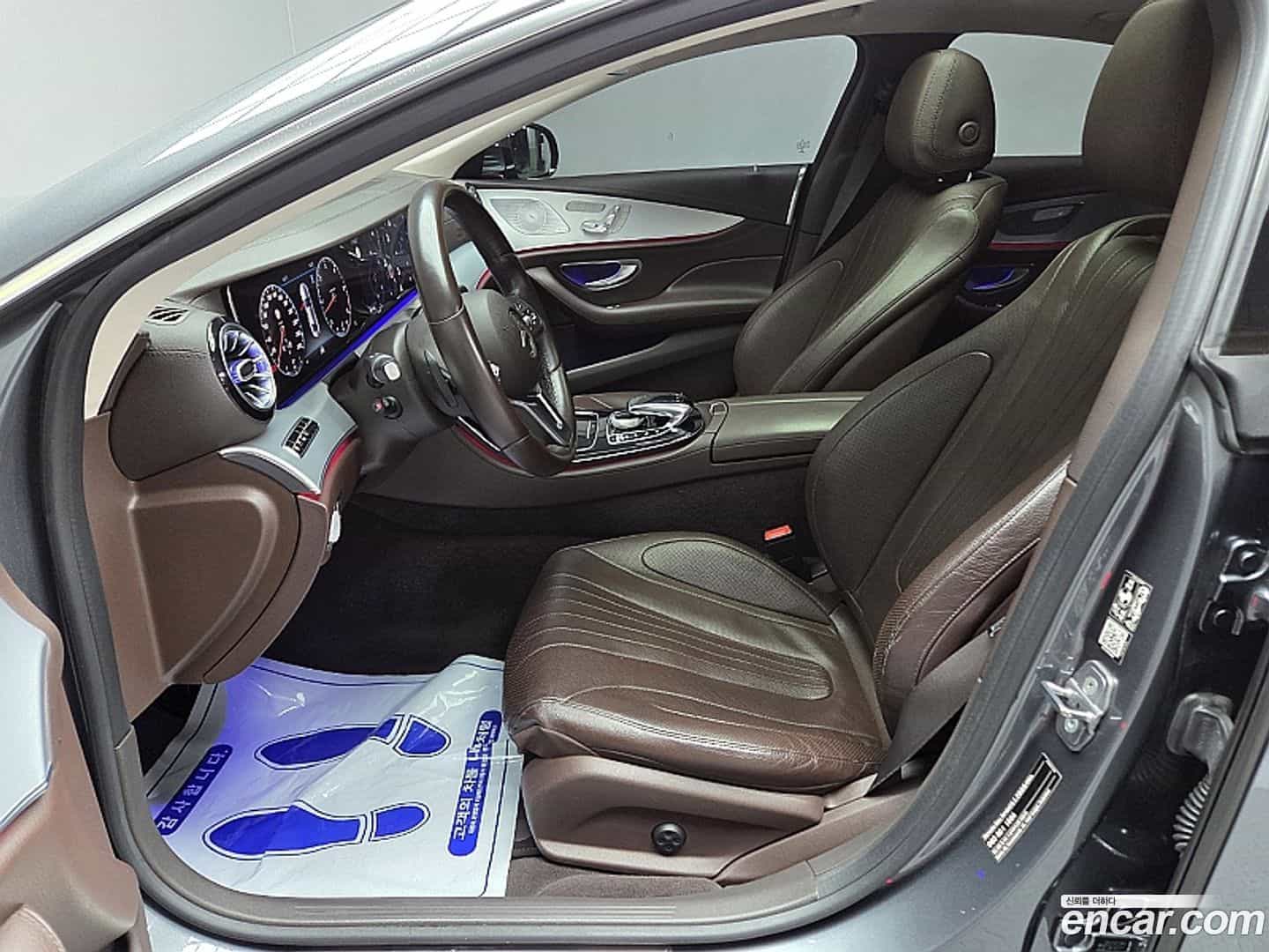 CLS-Class Mercedes-Benz 2018.10-OPTION-016