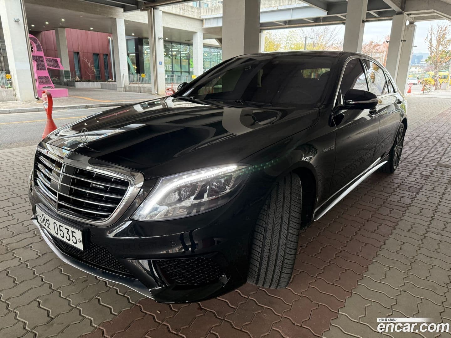 Main__Slider__Photo:S-Class Mercedes-Benz 2016.4-0
