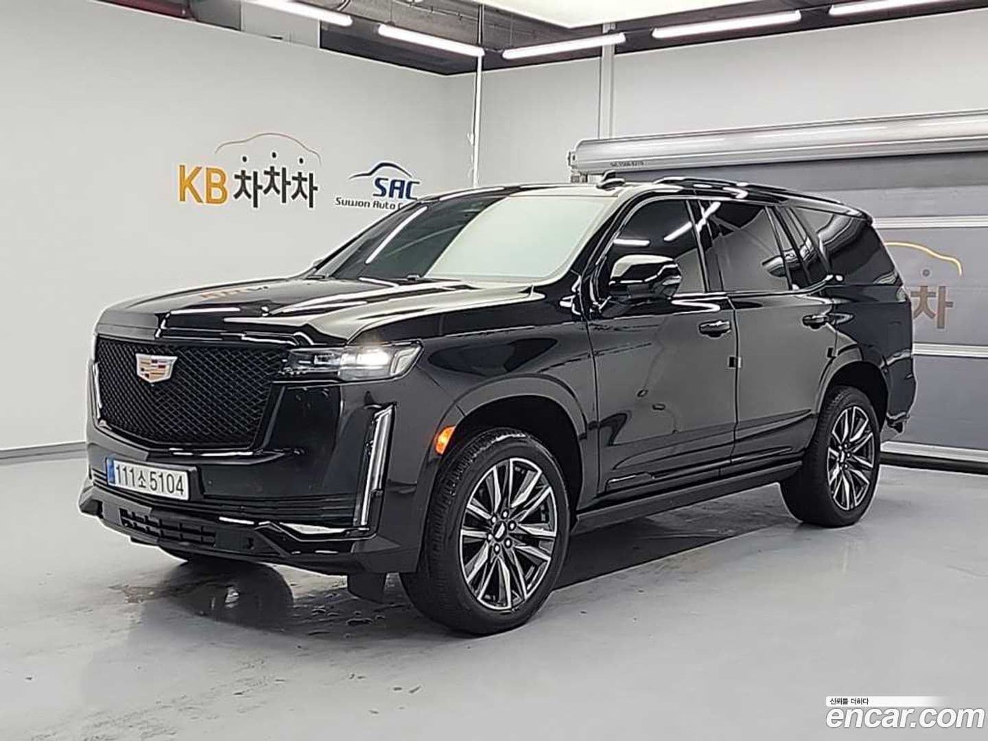 Main__Slider__Photo:Escalade Cadillac 2023.9-0