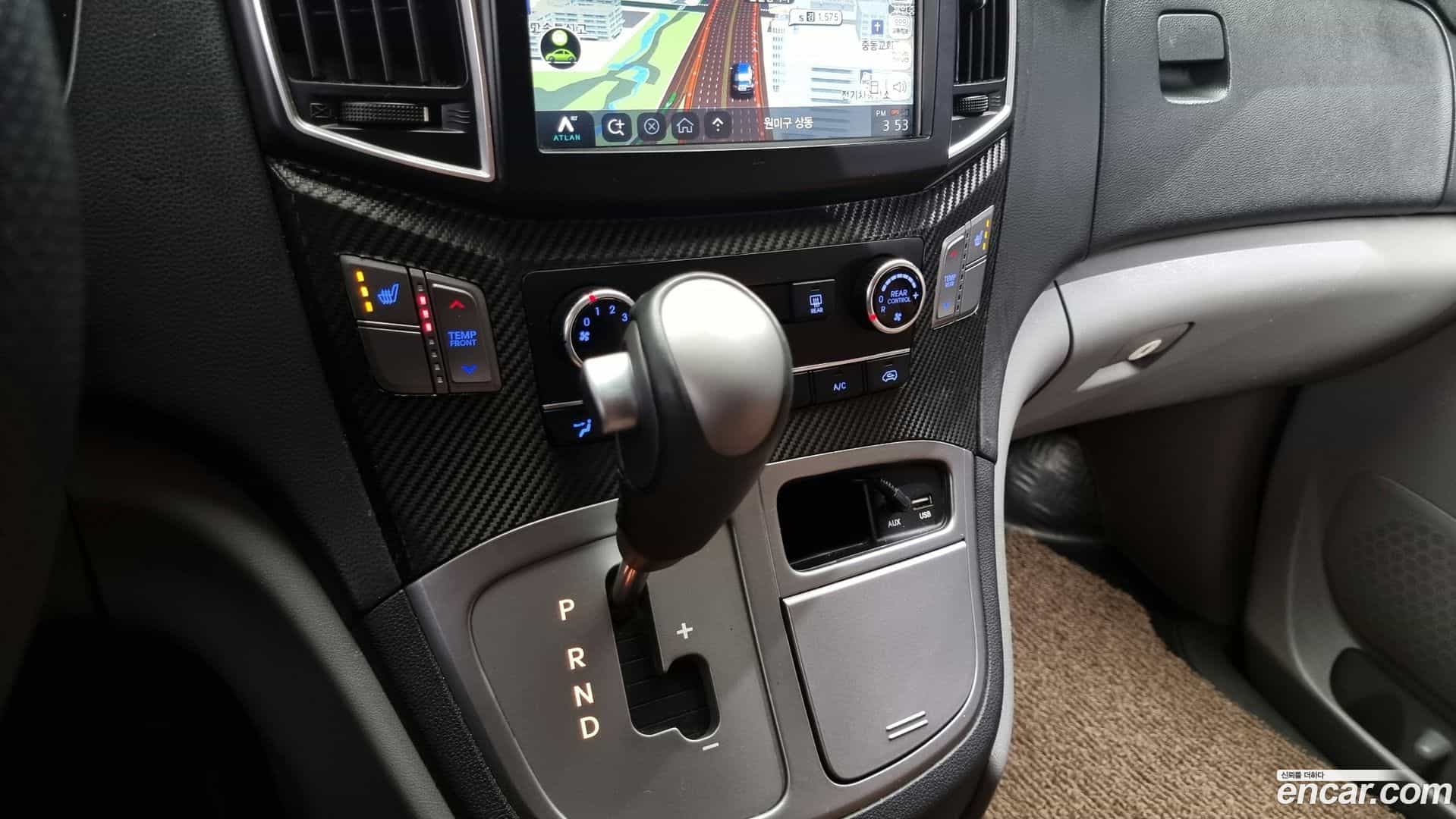 Starex Hyundai 2016.1-INNER-009