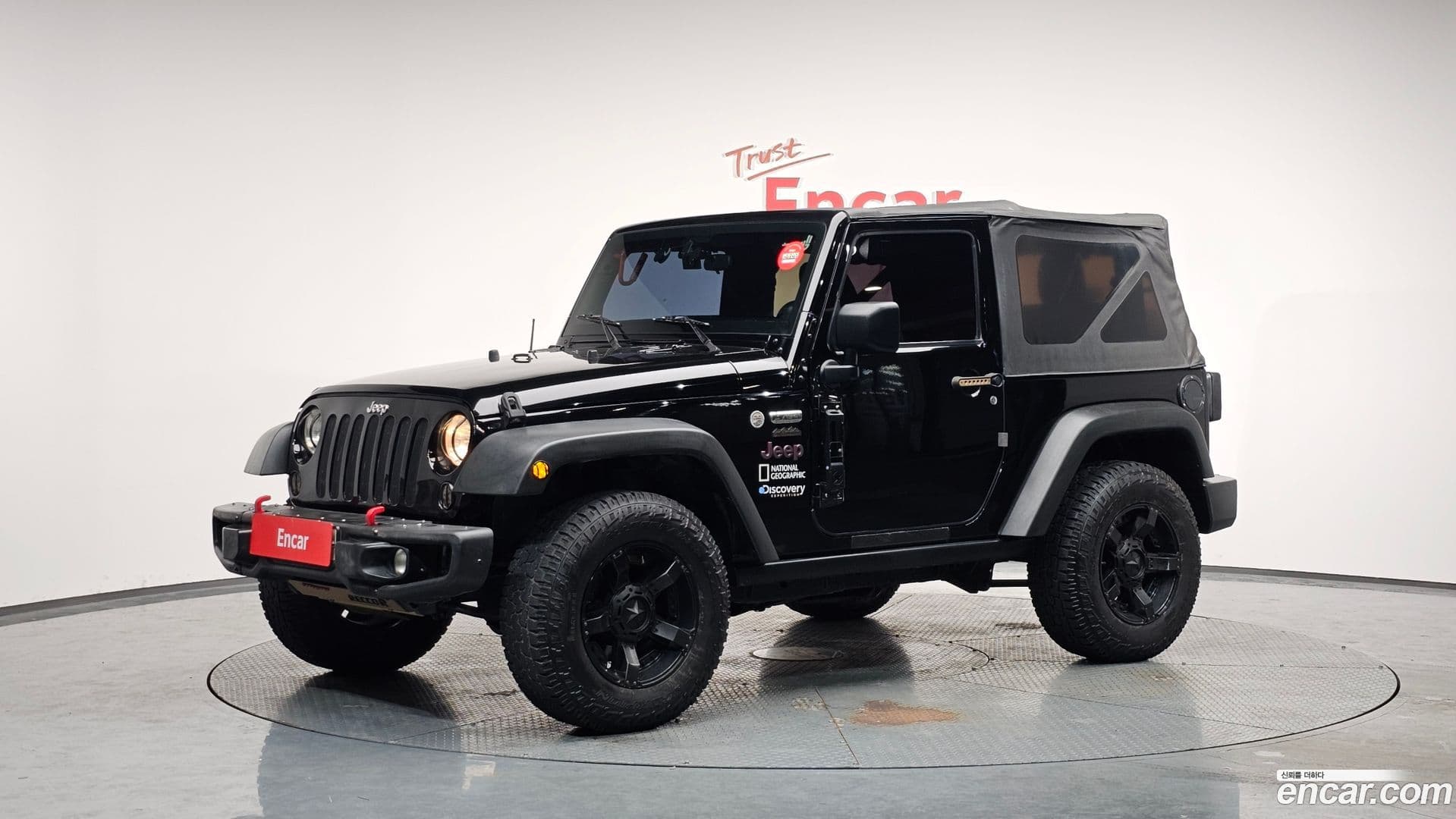 Main__Slider__Photo:Wrangler Jeep 2011.5-0