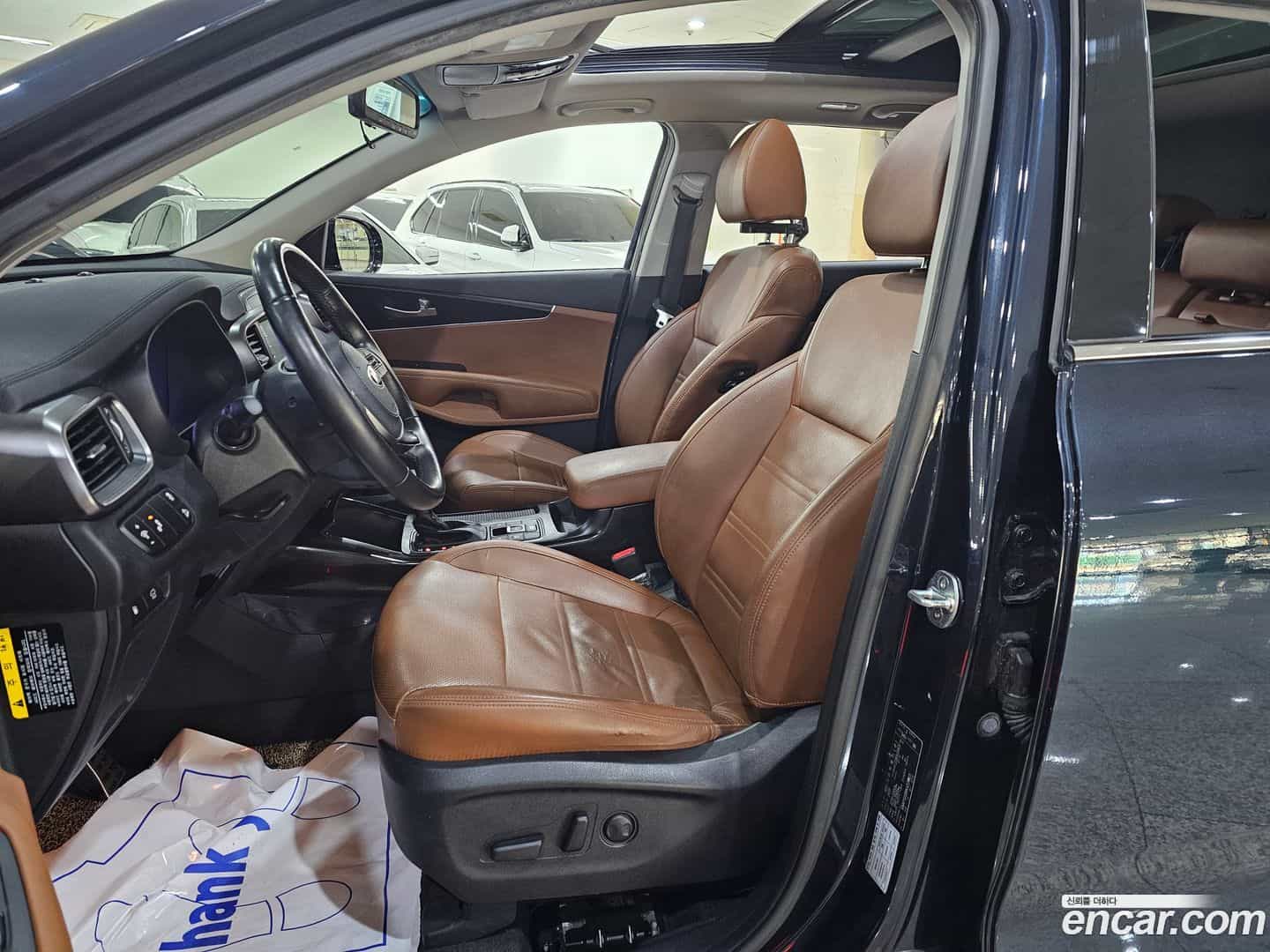 Sorento Kia 2018.9-INNER-010
