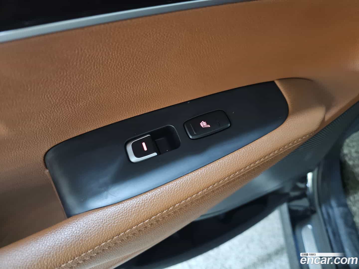Sorento Kia 2018.9-OPTION-022