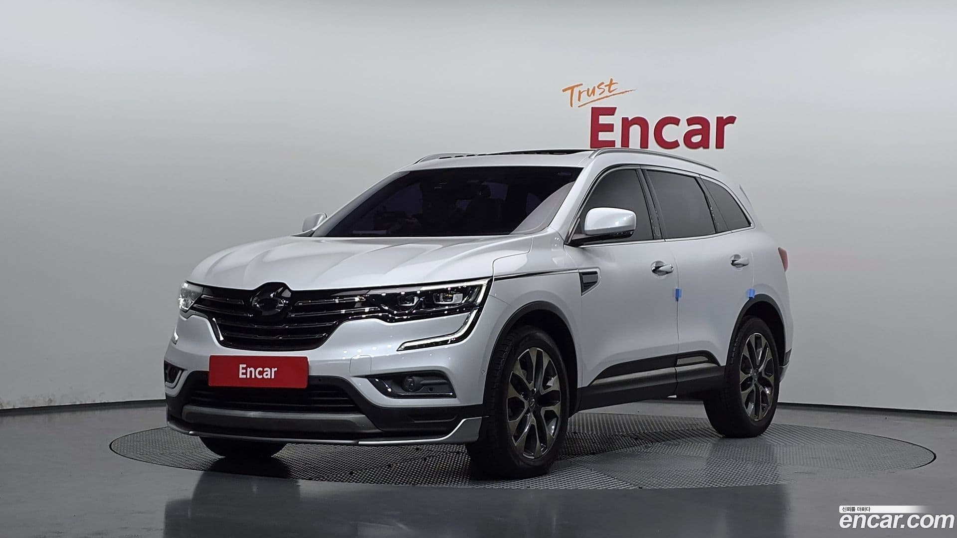 Main__Slider__Photo:QM6 Renault Korea 2017.7-0