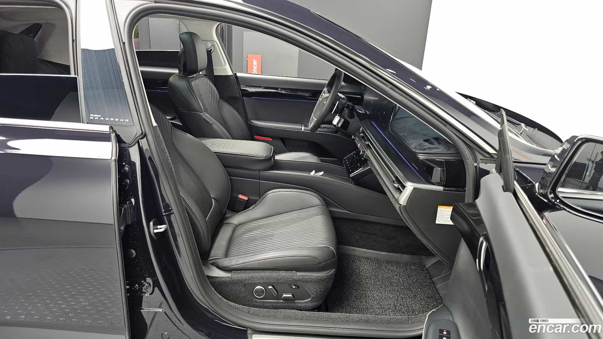 Grandeur Hyundai 2024.3-OPTION-015