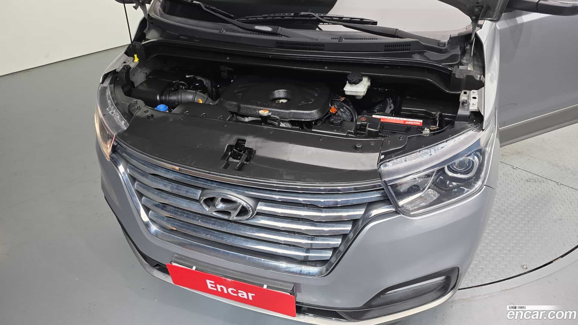 Starex Hyundai 2018.3-INNER-006