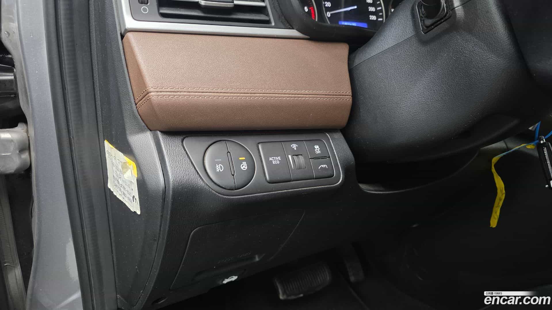 Starex Hyundai 2018.3-OPTION-019
