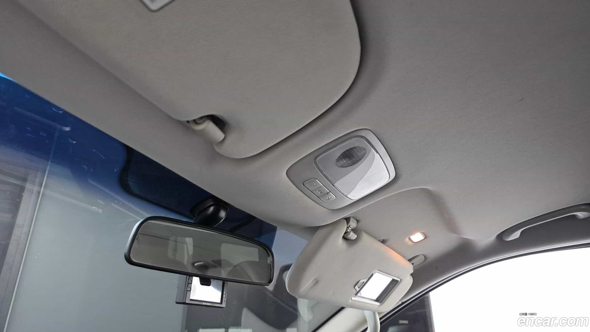 Starex Hyundai 2018.3-OPTION-023
