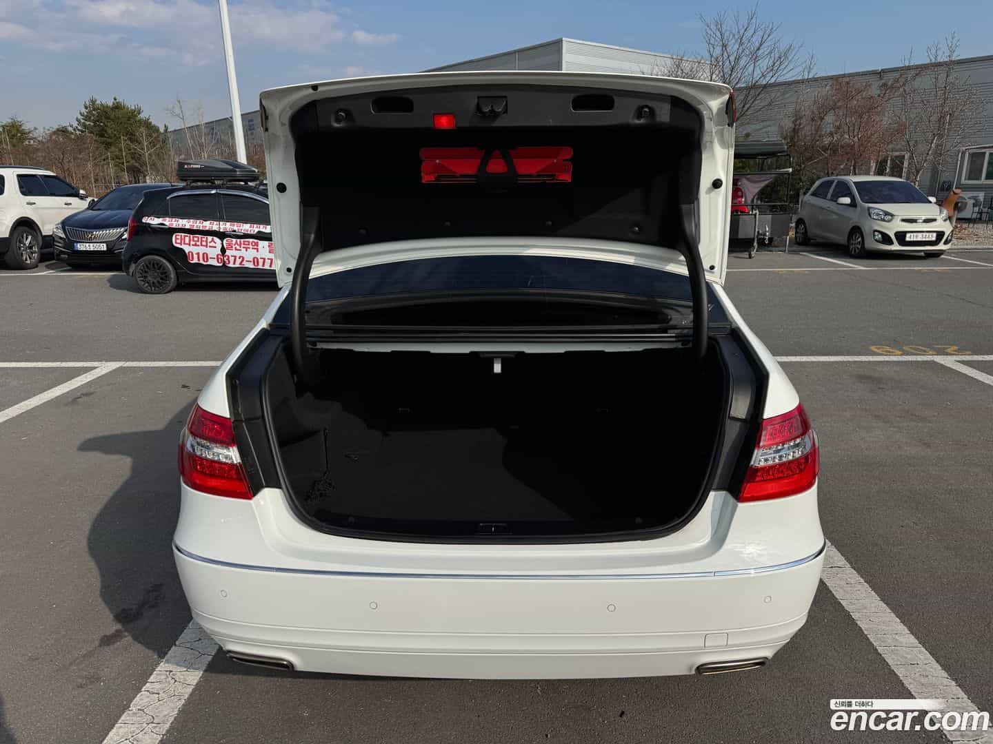 E-Class Mercedes-Benz 2013.3-OPTION-023