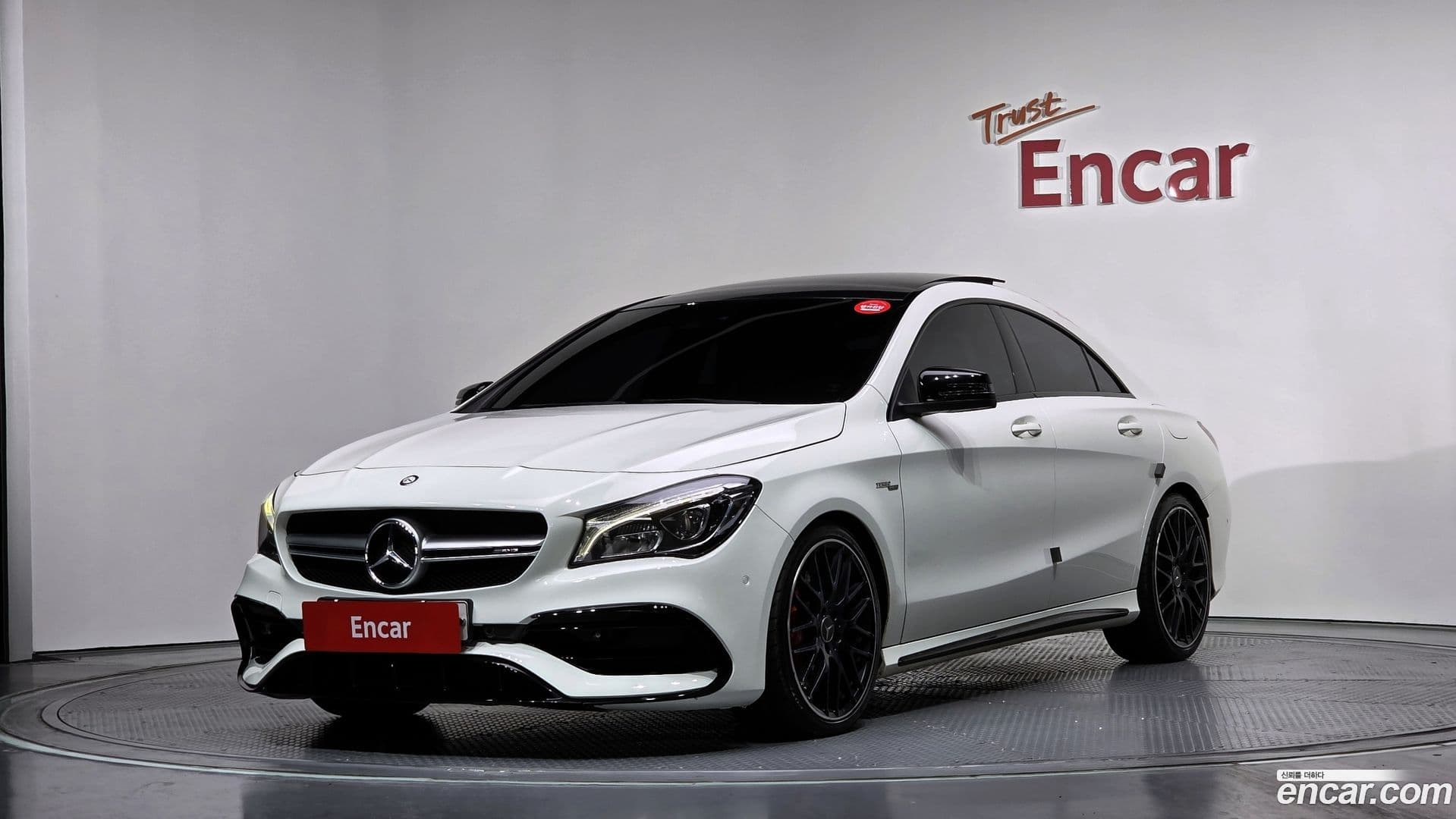 Main__Slider__Photo:CLA-Class Mercedes-Benz 2017.7-0