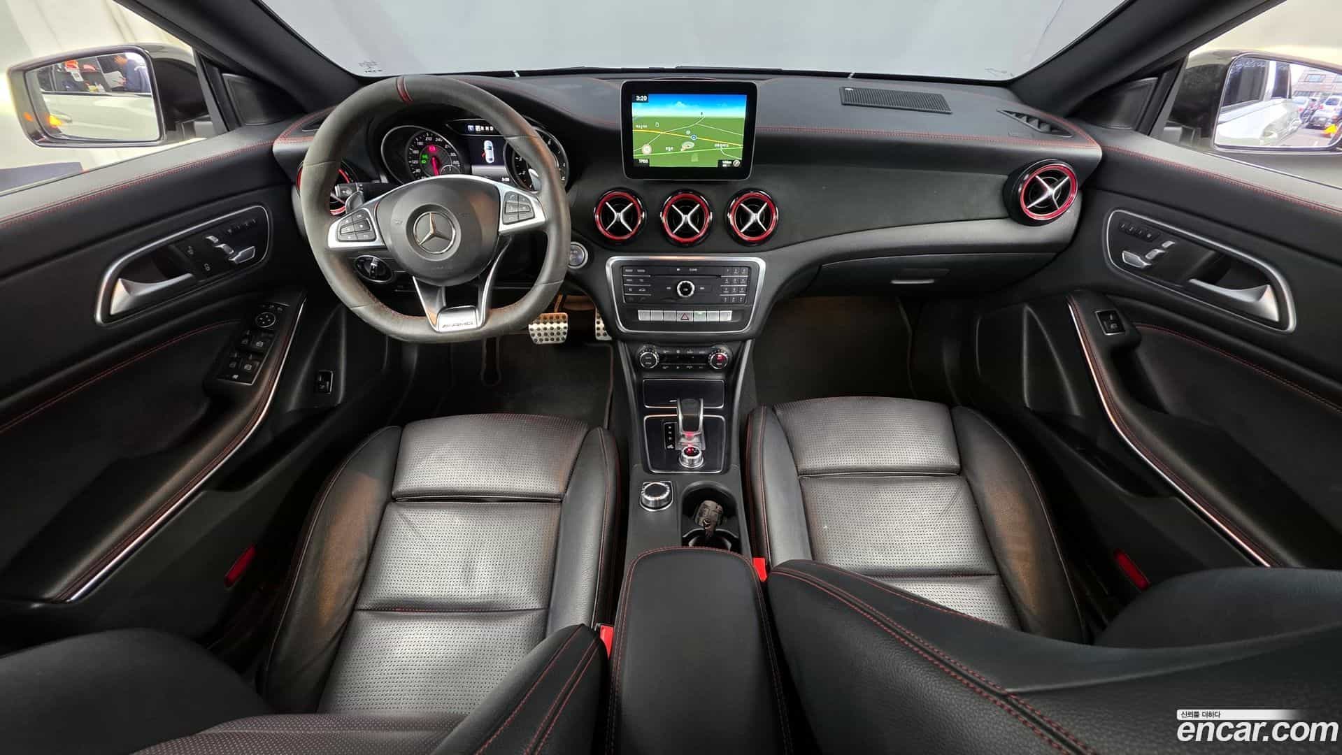 CLA-Class Mercedes-Benz 2017.7-INNER-007