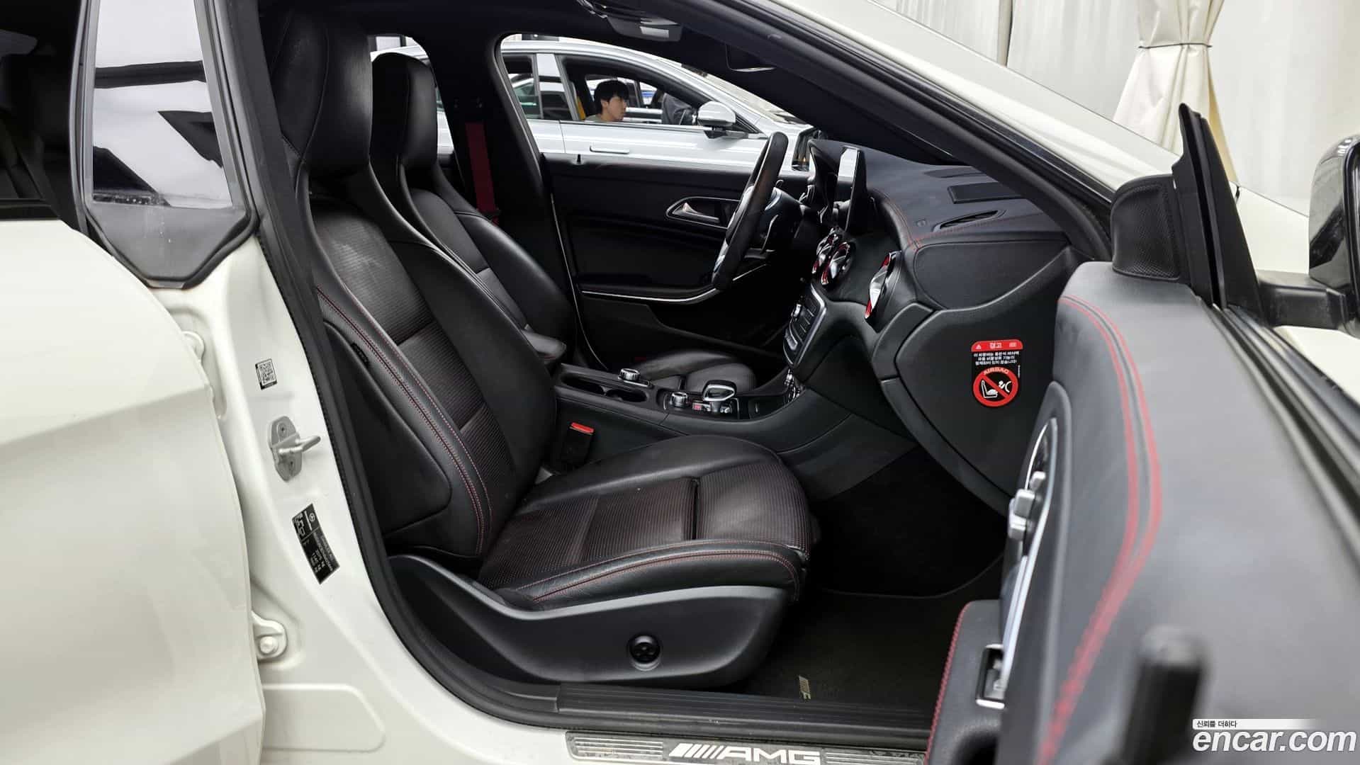 CLA-Class Mercedes-Benz 2017.7-OPTION-015