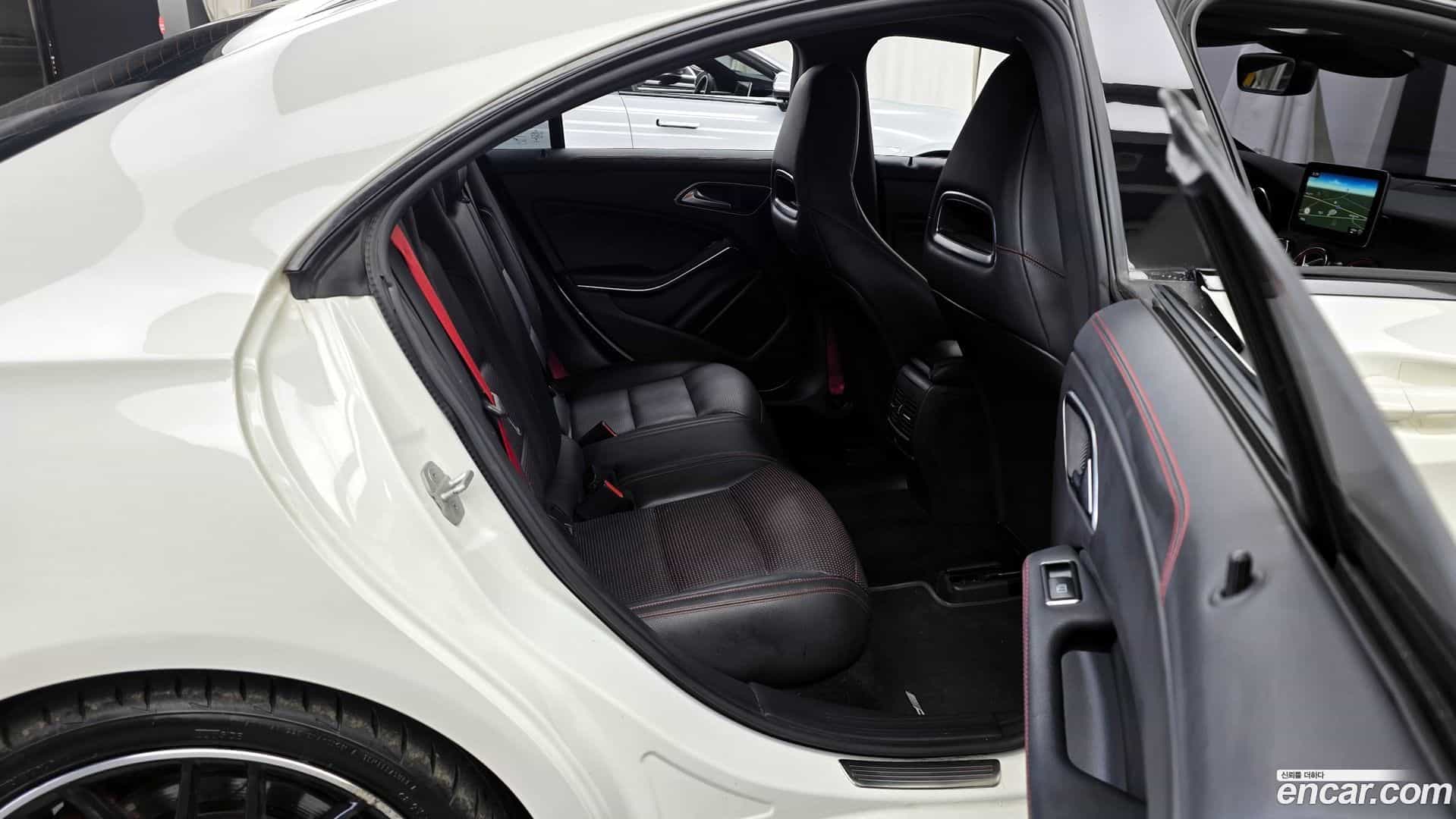 CLA-Class Mercedes-Benz 2017.7-OPTION-016