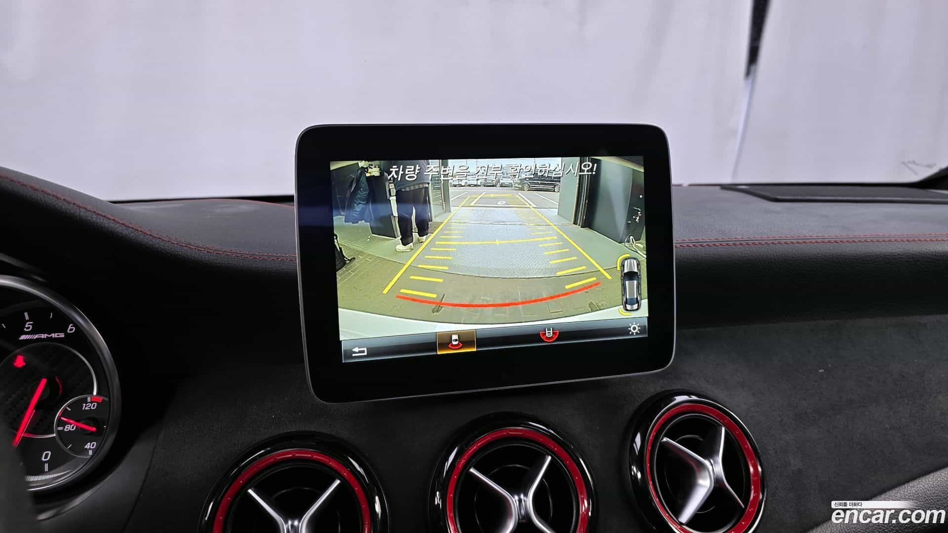 CLA-Class Mercedes-Benz 2017.7-OPTION-019