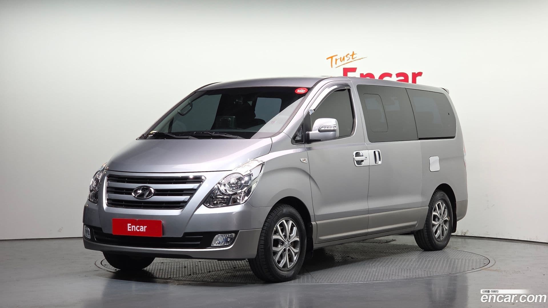 Main__Slider__Photo:Starex Hyundai 2017.10-0