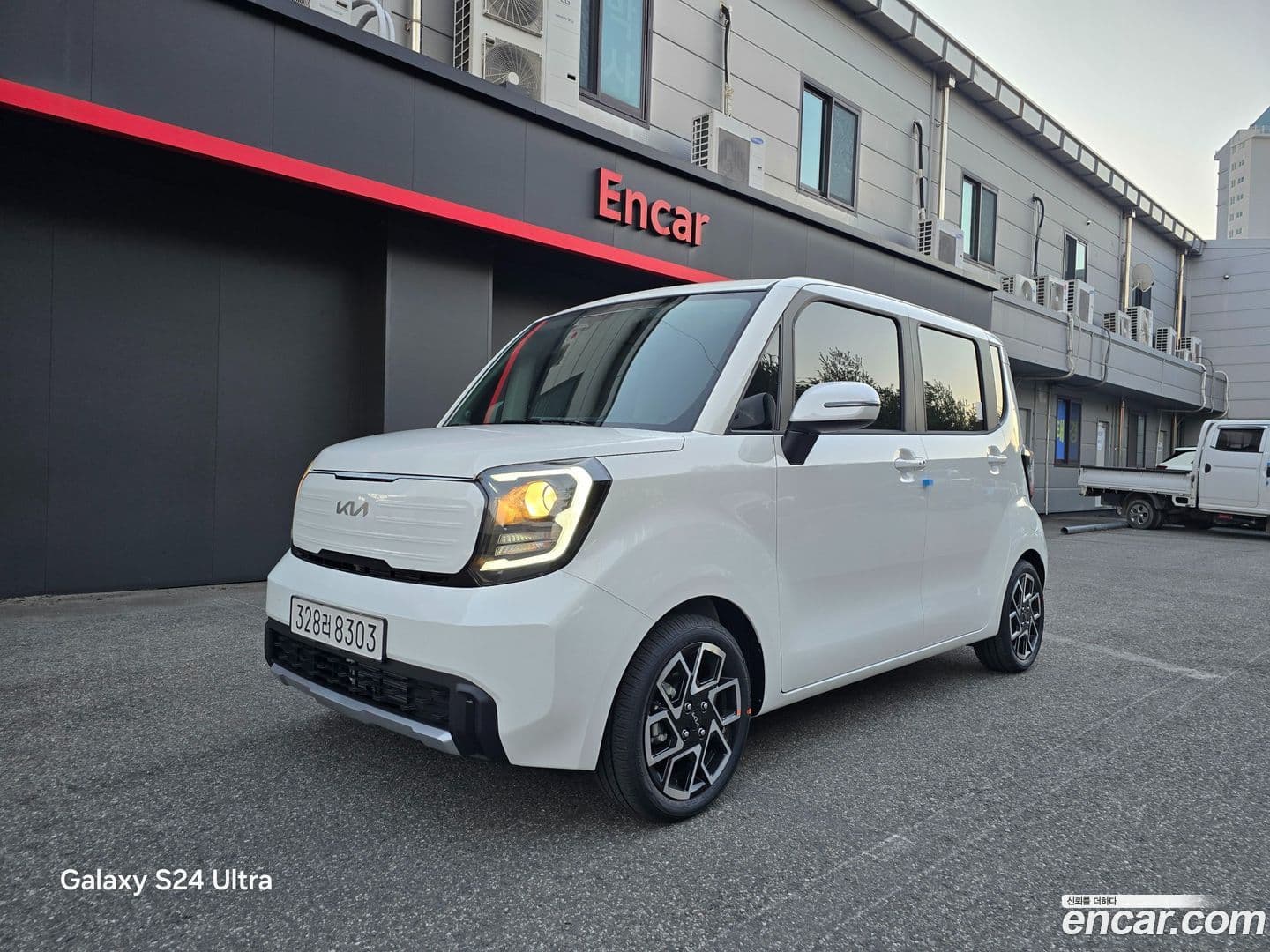 Main__Slider__Photo:RAY Kia 2026.0-0