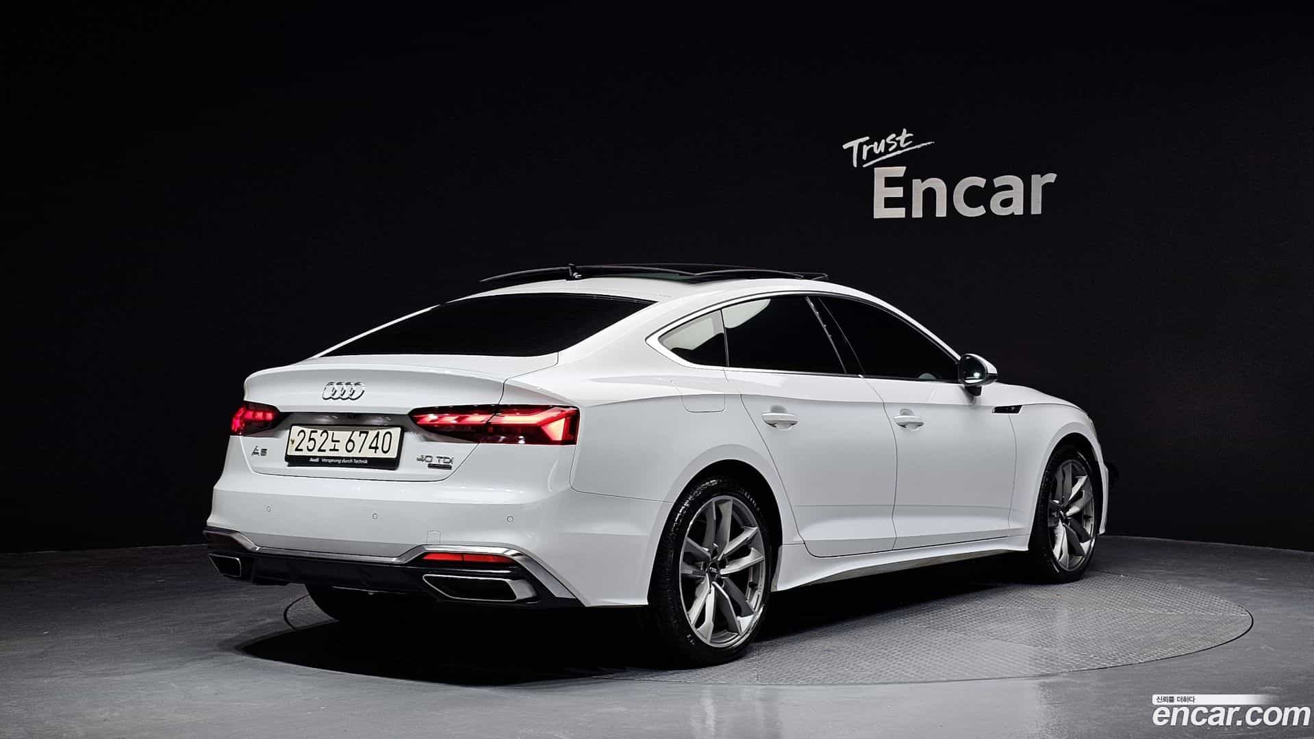 A5 Audi 2021.11-OUTER-002