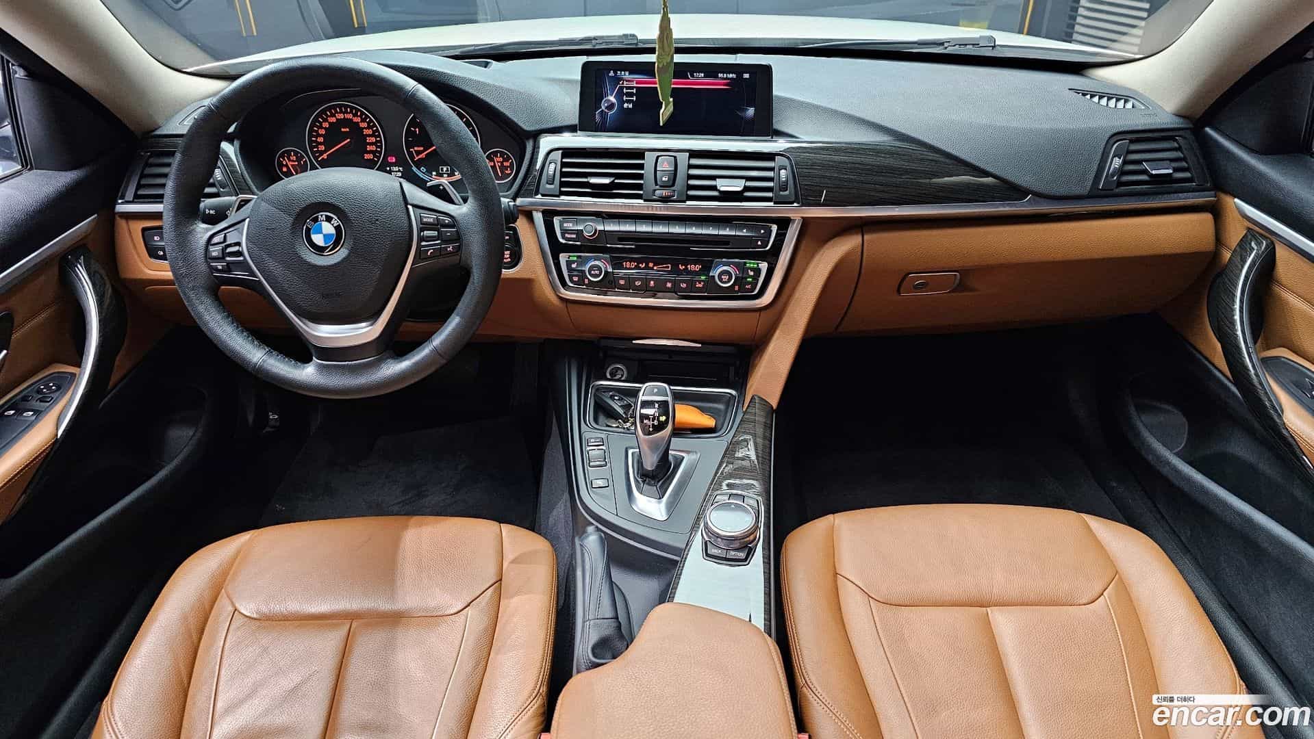 4-Series BMW 2014.2-INNER-007