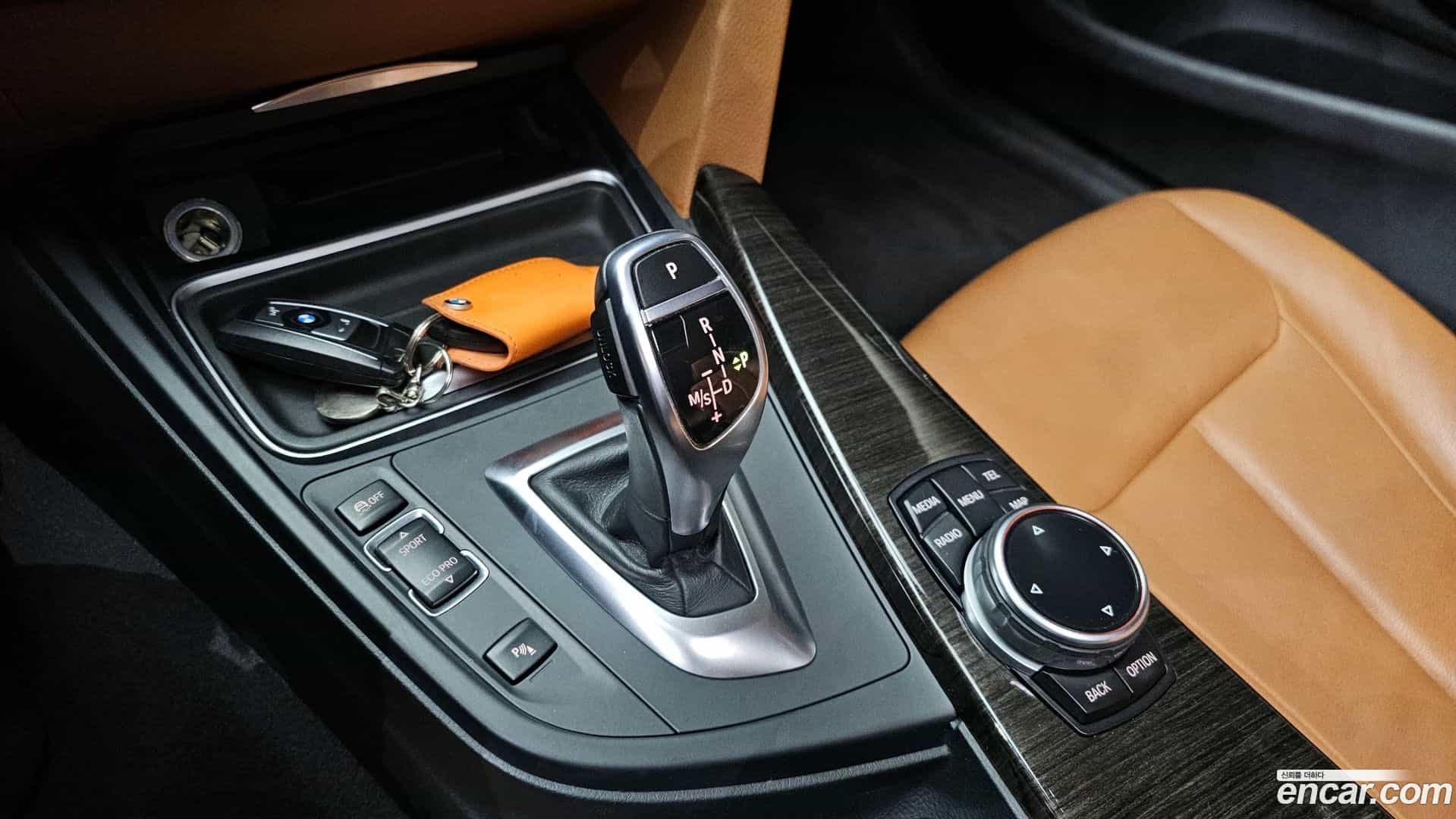 4-Series BMW 2014.2-INNER-009