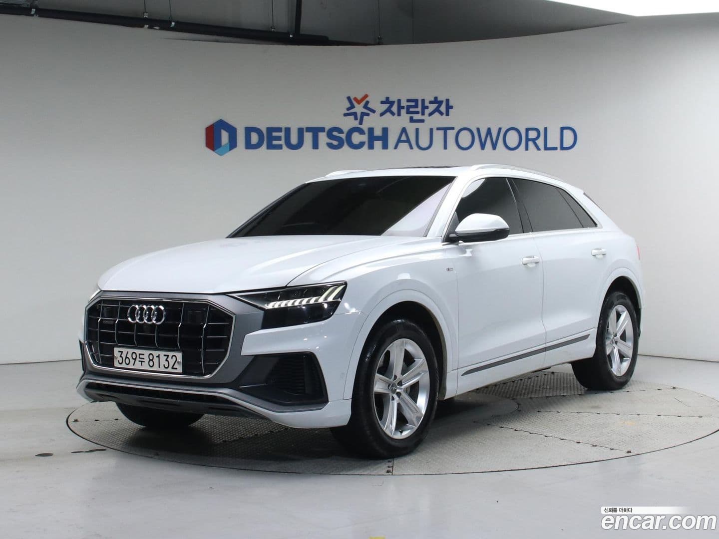 Main__Slider__Photo:Q8 Audi 2020.6-0