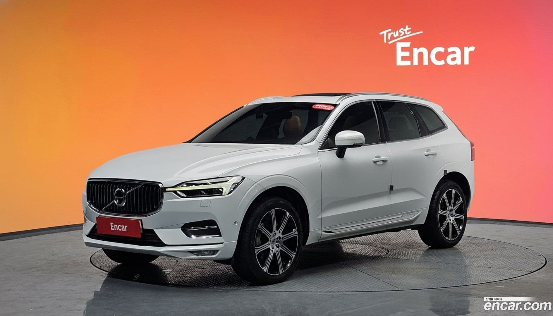 Main__Slider__Photo:XC60 Volvo 2018.11-0