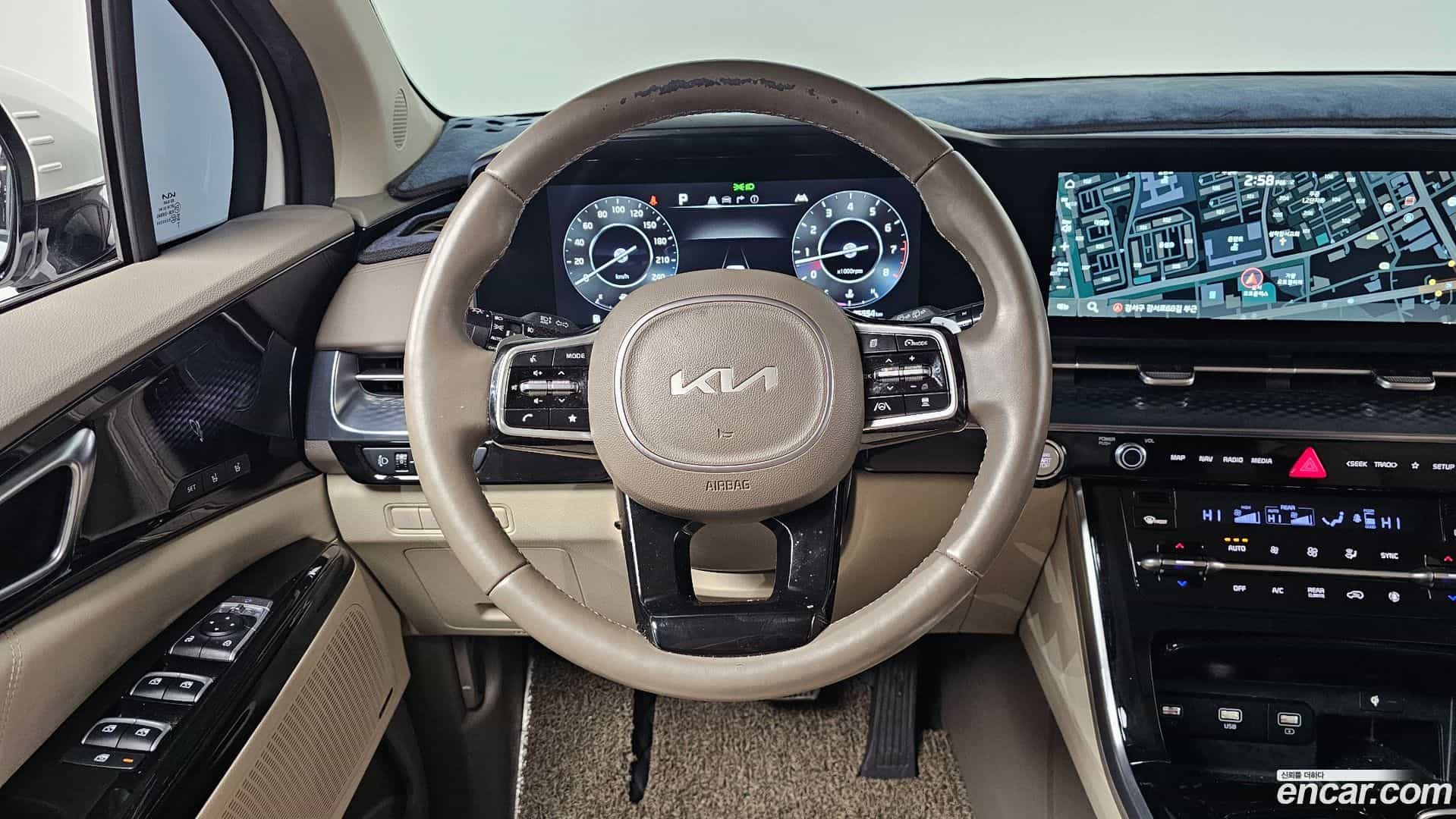 Canival Kia 2022.9-OPTION-017