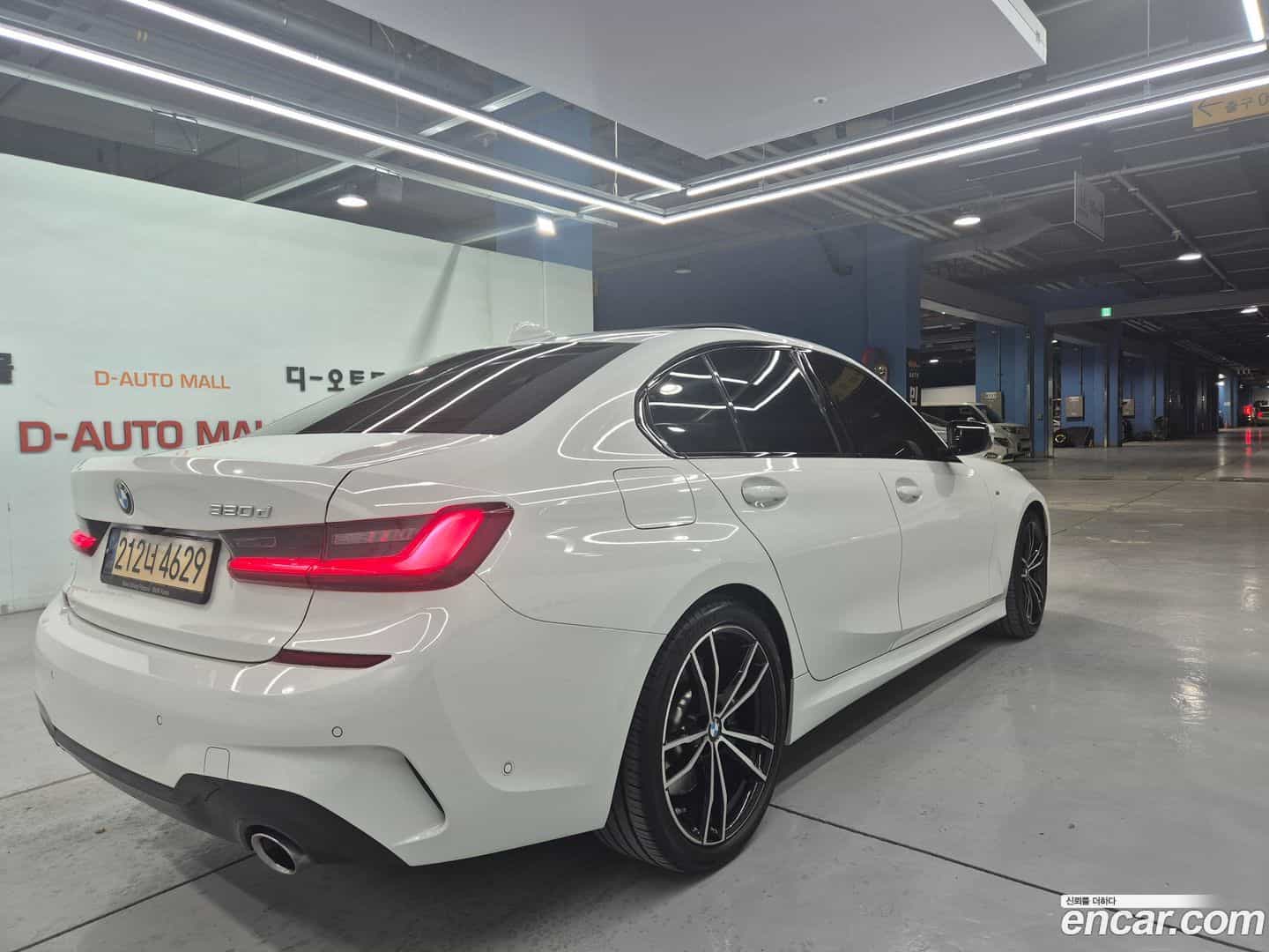 3-Series BMW 2022.3-OUTER-005