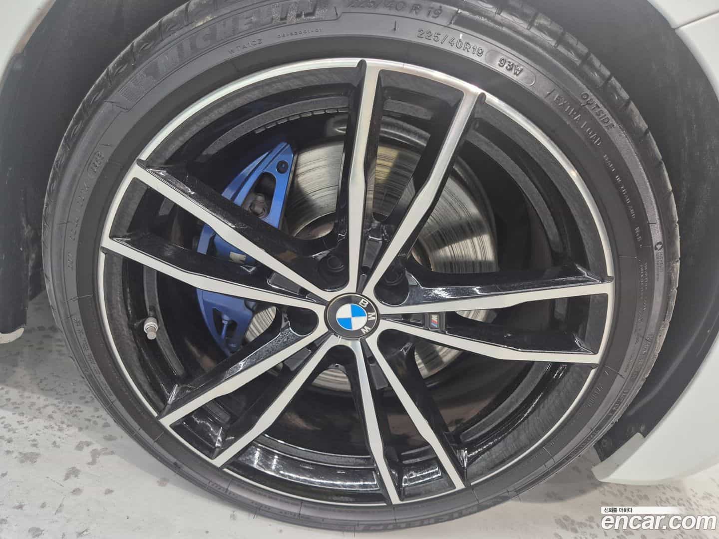 3-Series BMW 2022.3-OPTION-023