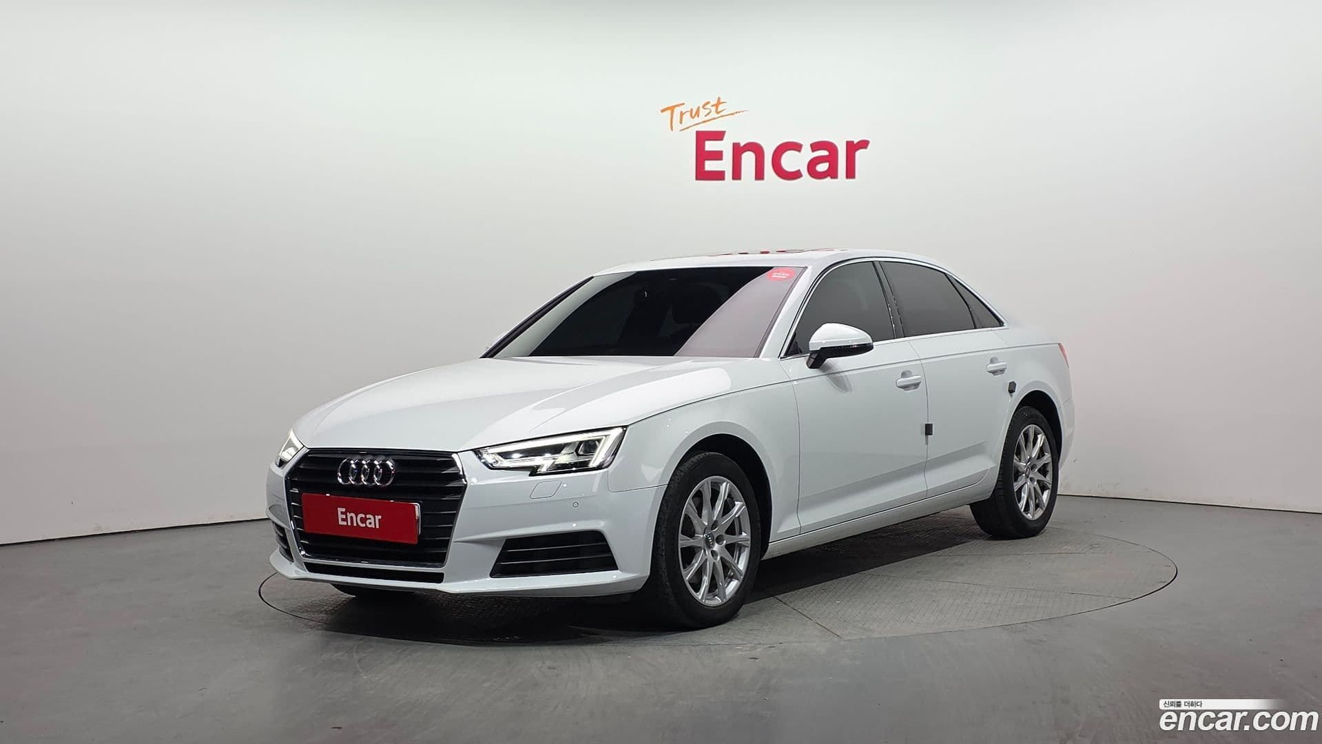 Main__Slider__Photo:A4 Audi 2018.7-0