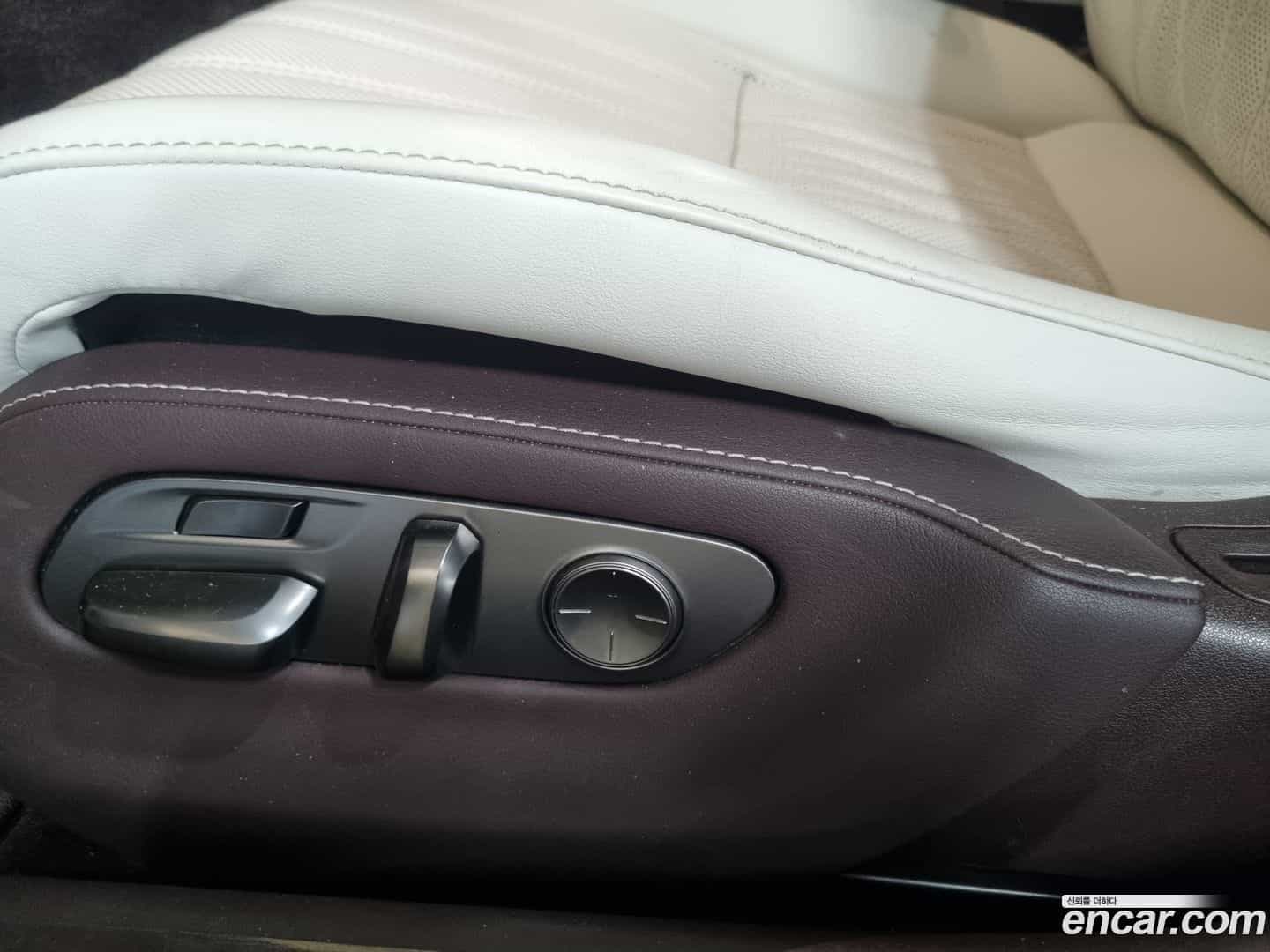 LS Lexus 2020.6-OPTION-017
