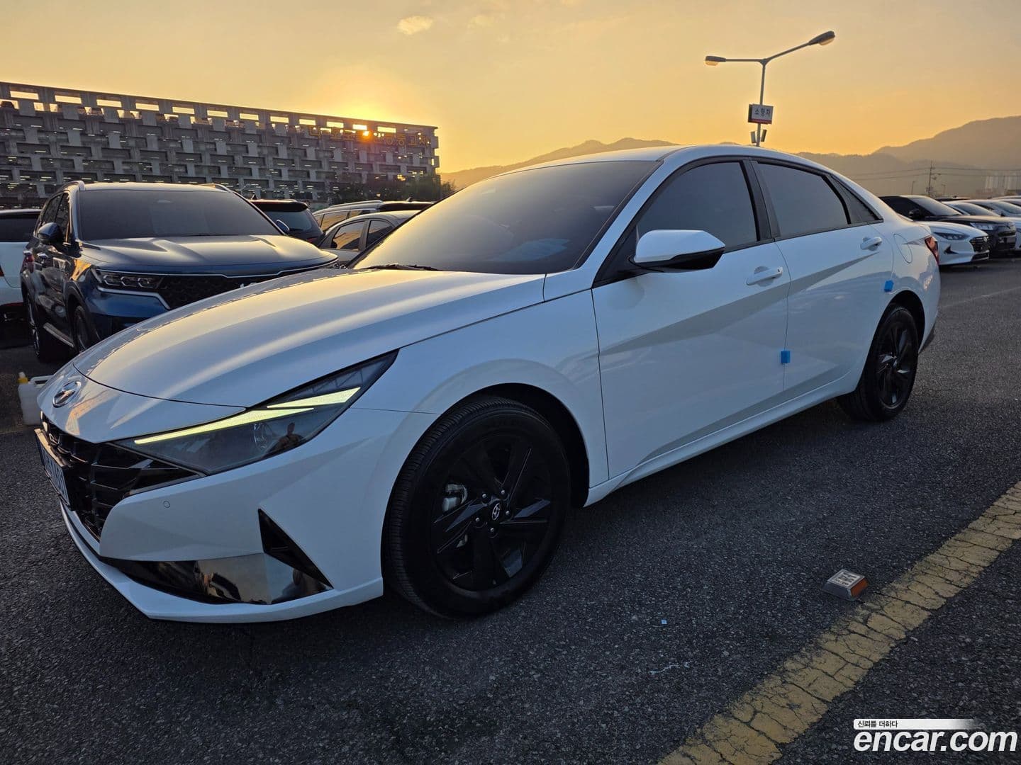 Main__Slider__Photo:AVANTE Hyundai 2023.1-0