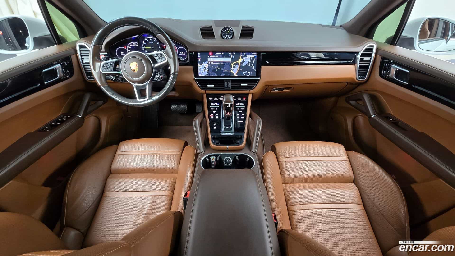 Cayenne Porsche 2020.11-INNER-007