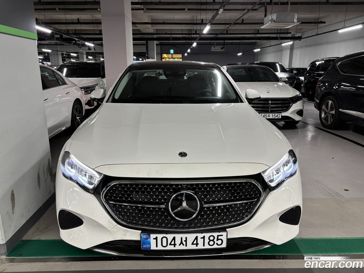 Main__Slider__Photo:E-Class Mercedes-Benz 2025.4-0